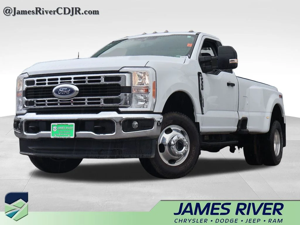 2023 Ford F-350 XLT 4x4 Regular Cab 8' Box DRW's photo