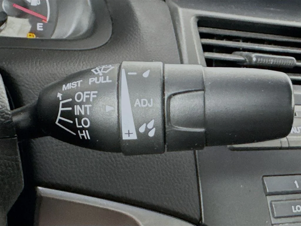 Used 2010 Red Honda EX-L image 13