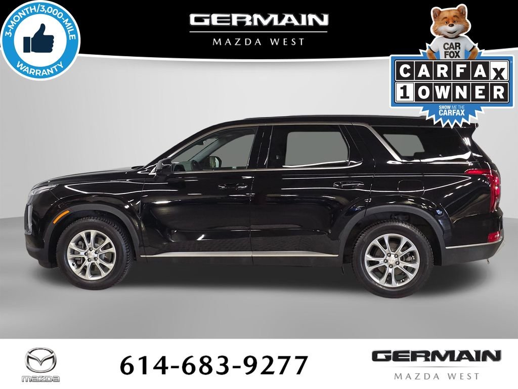Used 2021 Black Hyundai SE image 12