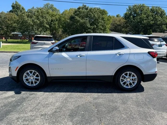 Used 2022 SILVER ICE METALLIC Chevrolet LT image 2