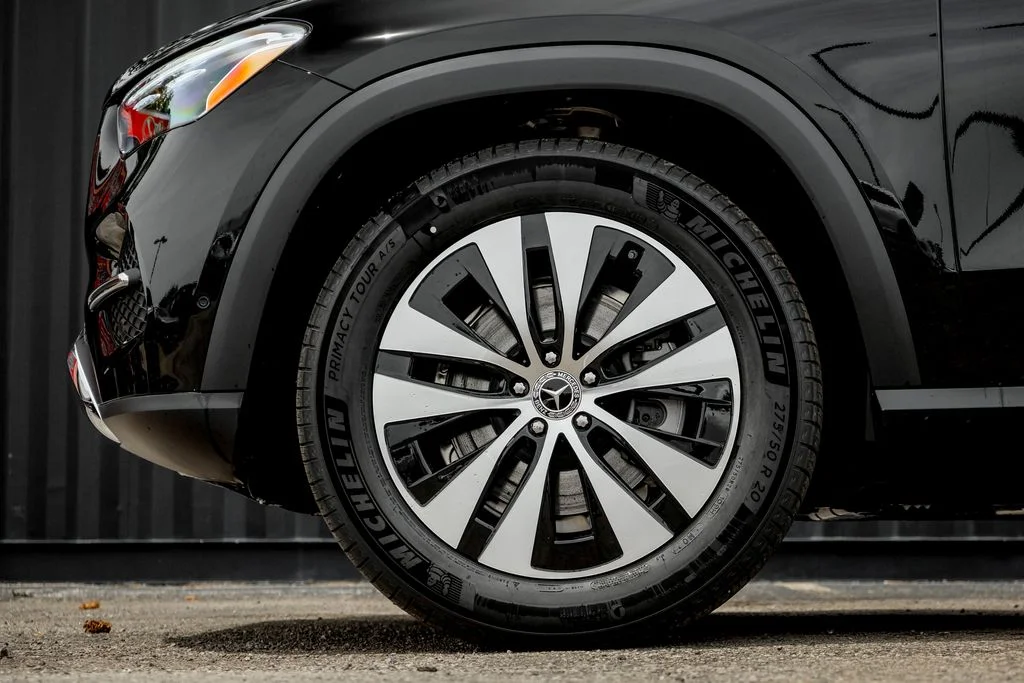 New 2026 Black Mercedes-Benz GLE 350 image 4
