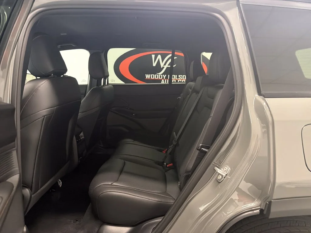 New 2027 Gray Jeep Limited image 16