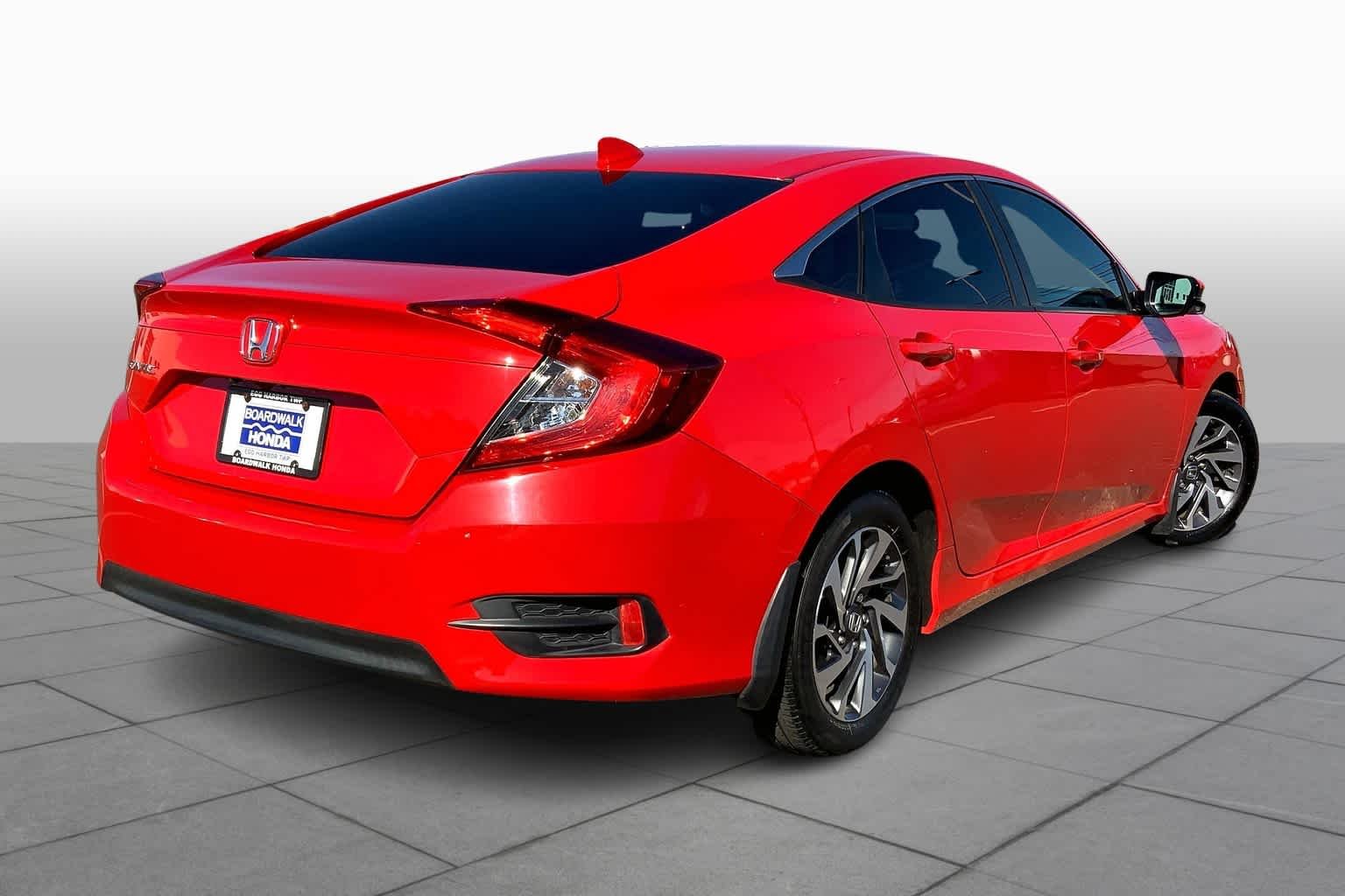 Used 2018 Rallye Red Honda EX image 12