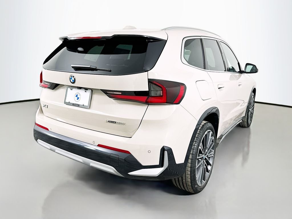 Used 2026 Dune Grey Metallic BMW xDrive28i image 5