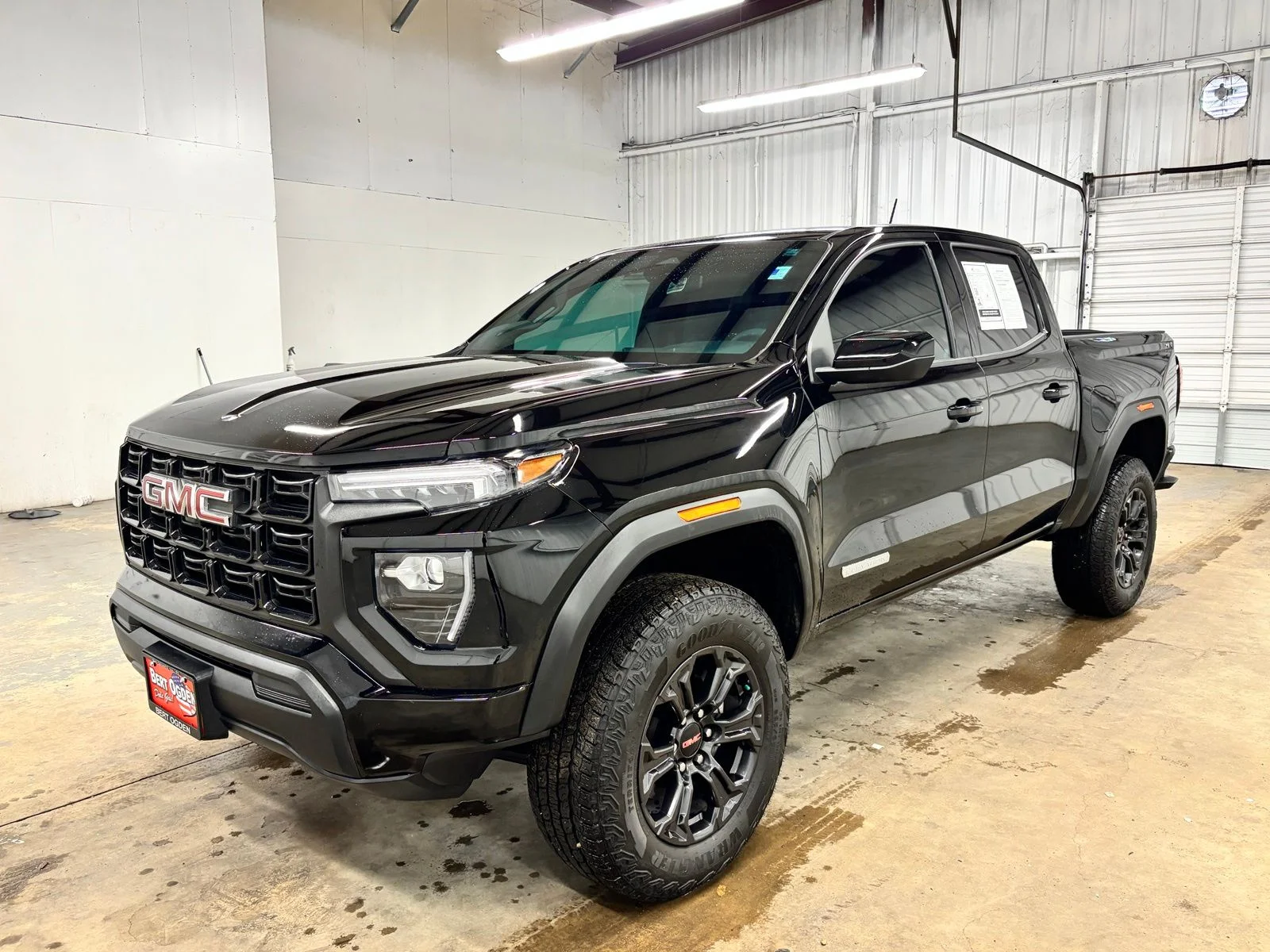 Used 2025 Black GMC Elevation image 3