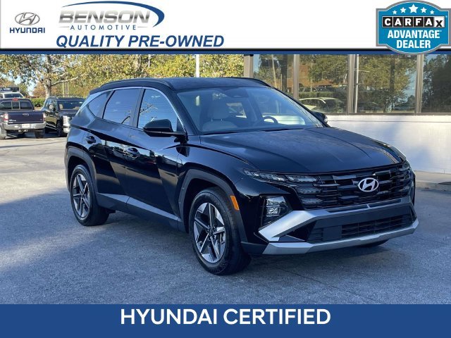 Certified Used 2025 Phantom Black Hyundai SEL image 1
