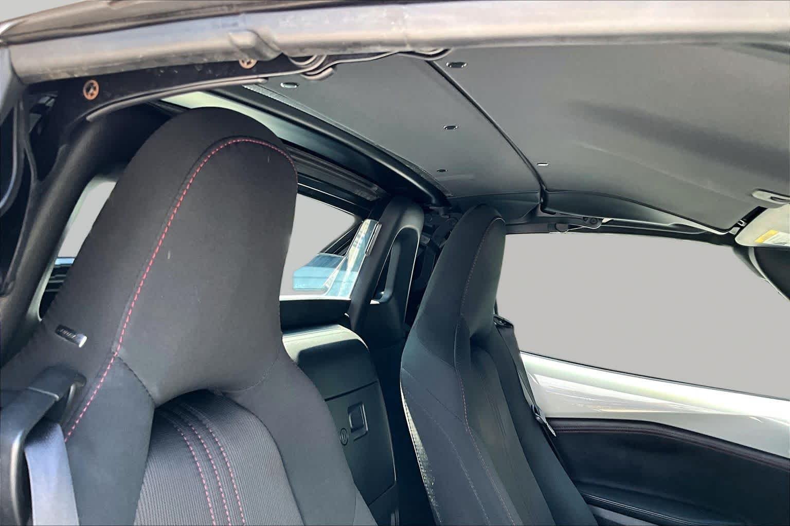 Used 2017 Ceramic Metallic Mazda Club image 14