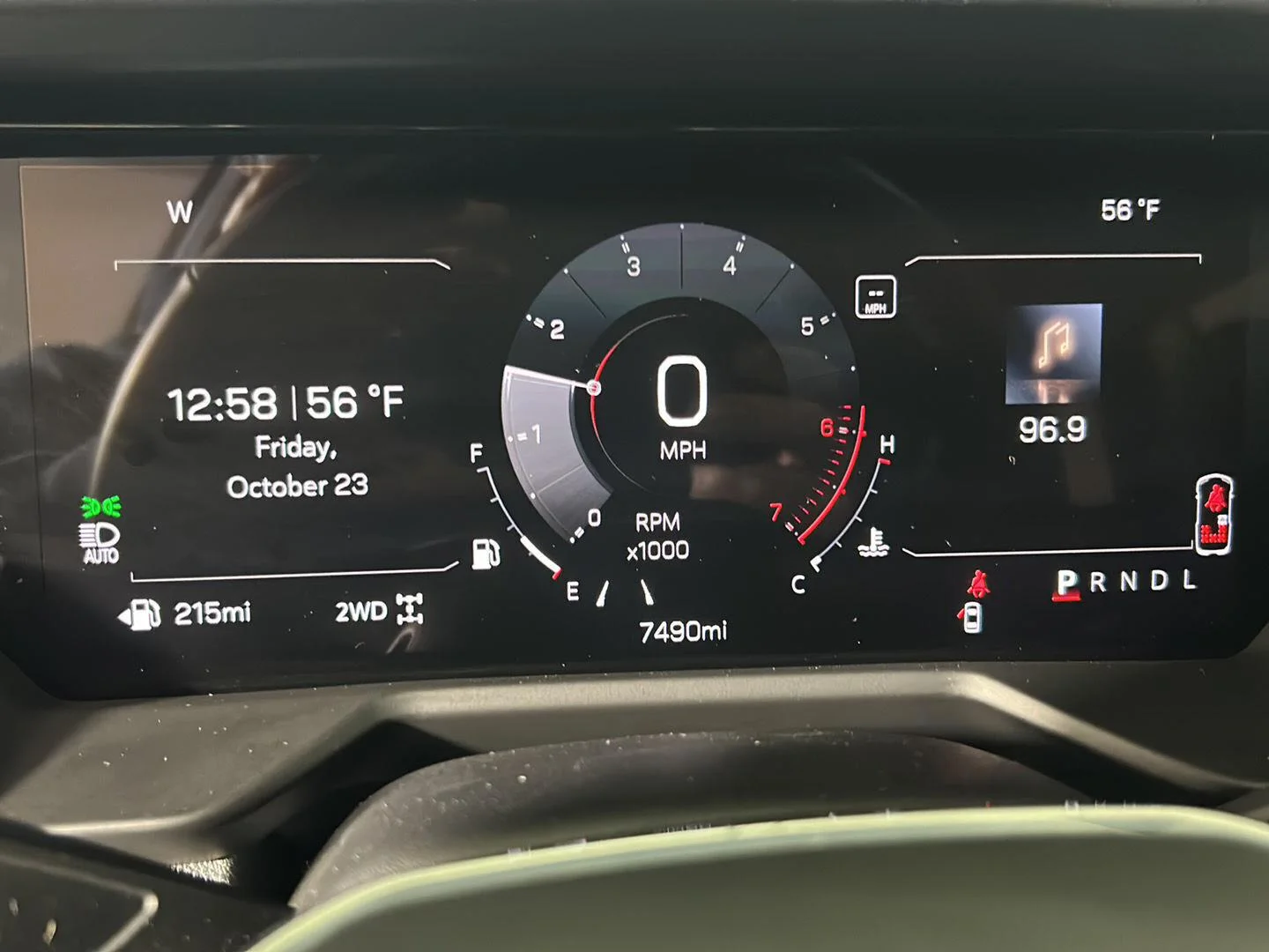 Used 2026 Glacier White Tricoat GMC AWD Elevation image 18