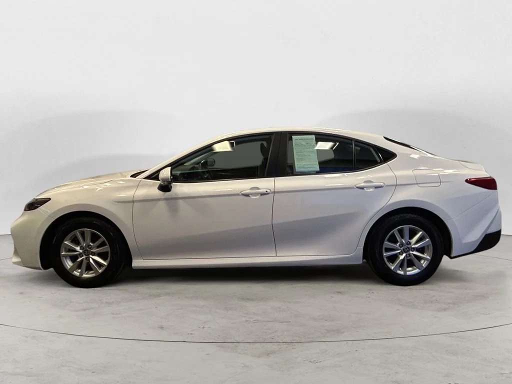 Used 2025 Ice Toyota LE image 2