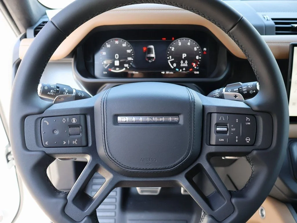 2025 Land Rover Defender V8 - Photo 29