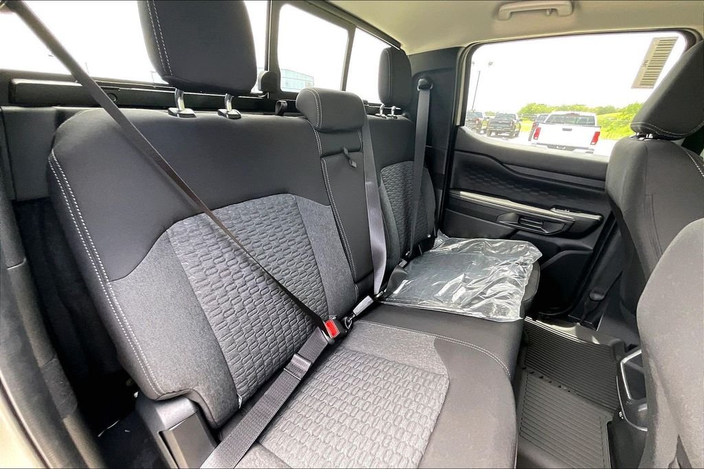 New 2026 Desert Sand Ford XLT image 23