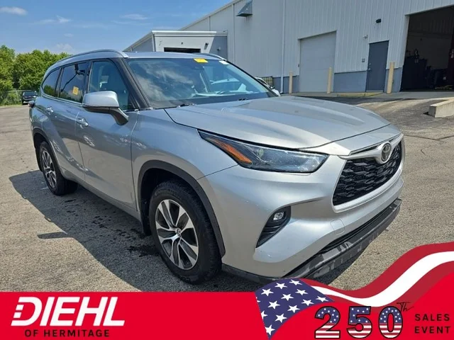 2022 Toyota Highlander XLE