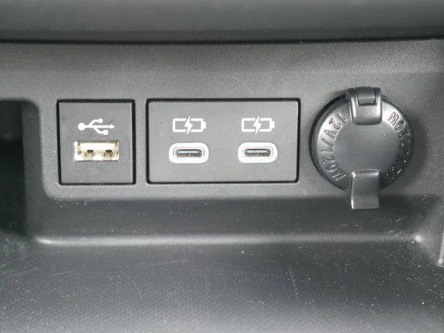 Used 2024  Toyota  image 22