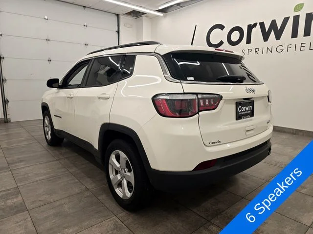 Used 2018 White Clearcoat Jeep Latitude image 3