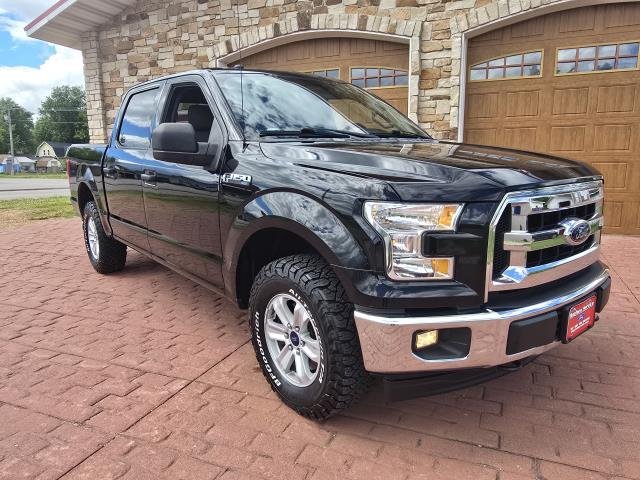 Used 2017 Shadow Black FORD XLT image 1
