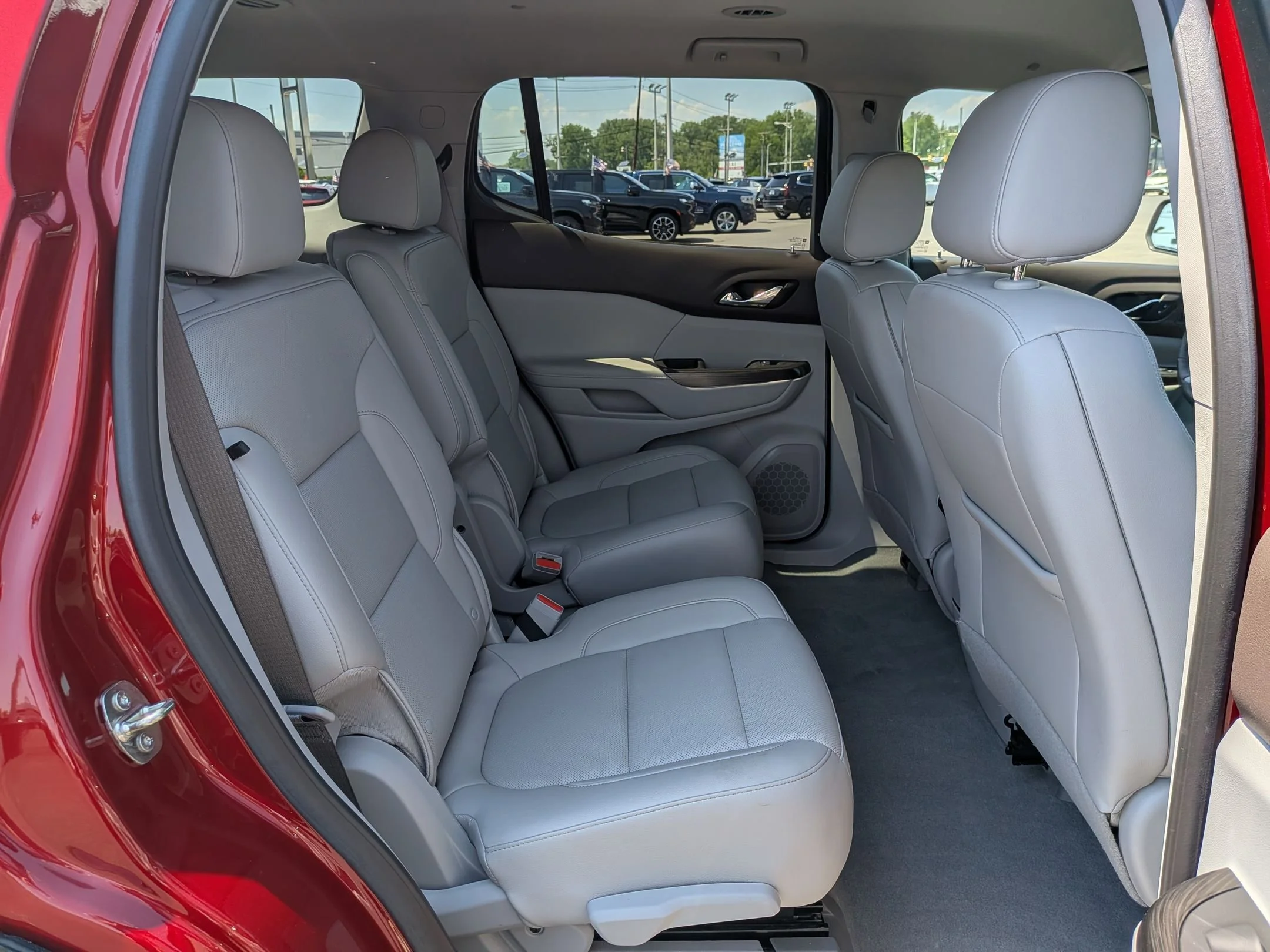 Used 2023 Volcanic Red Tintcoat GMC SLT image 26