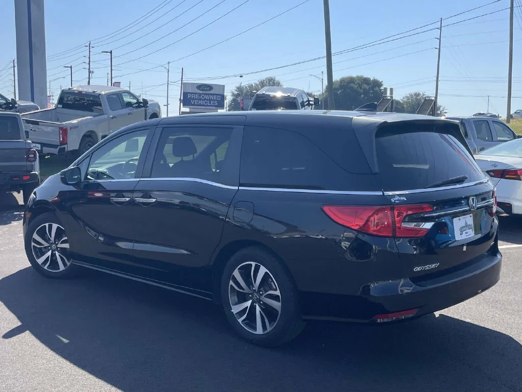 Certified Used 2022  Honda Touring image 5