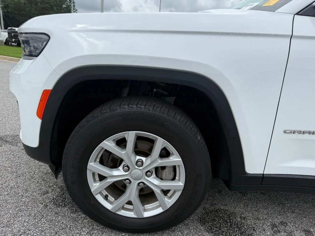 Used 2023 White Jeep Limited image 20