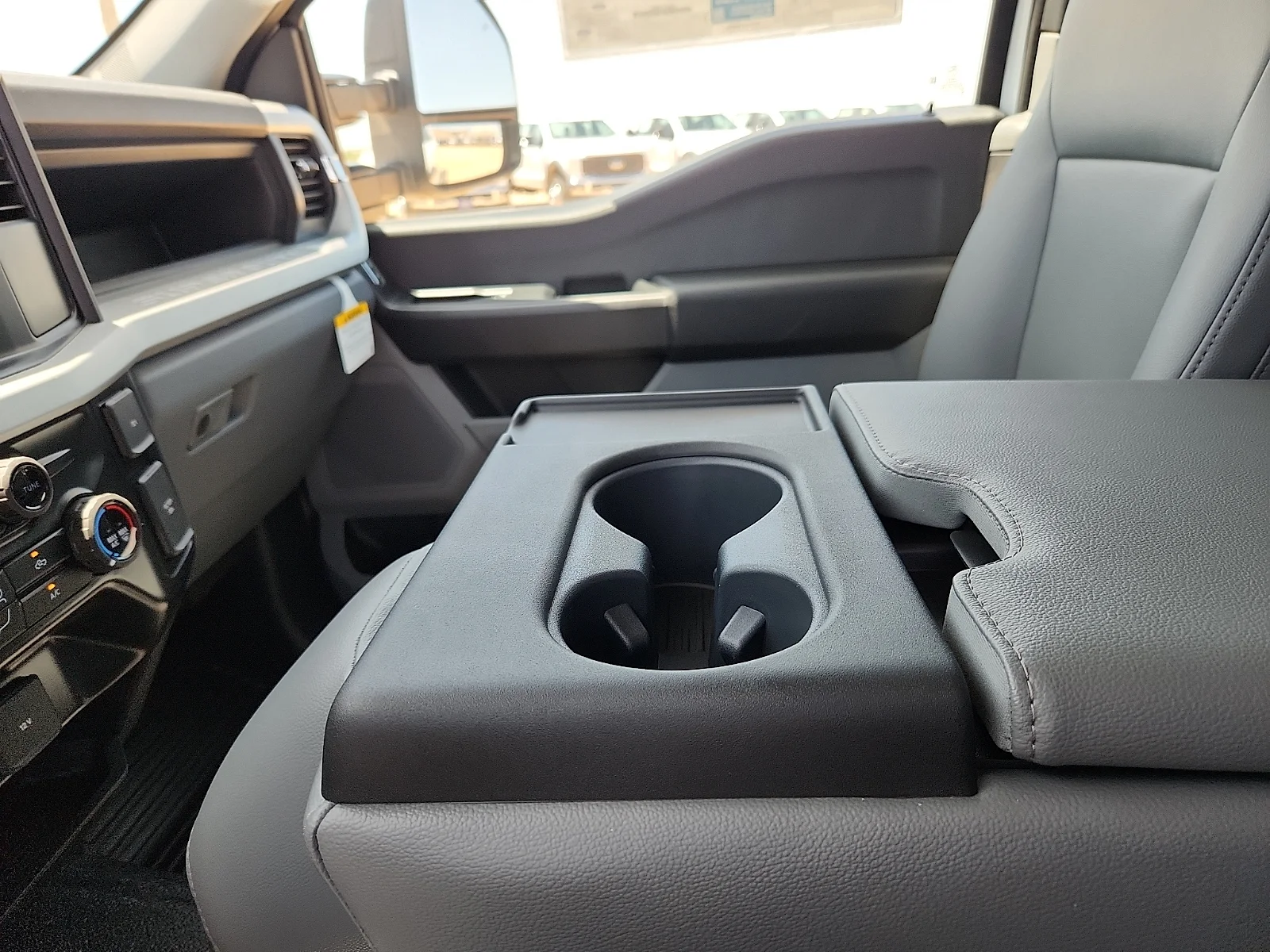 New 2026 Oxford White Ford F-350® XL image 25