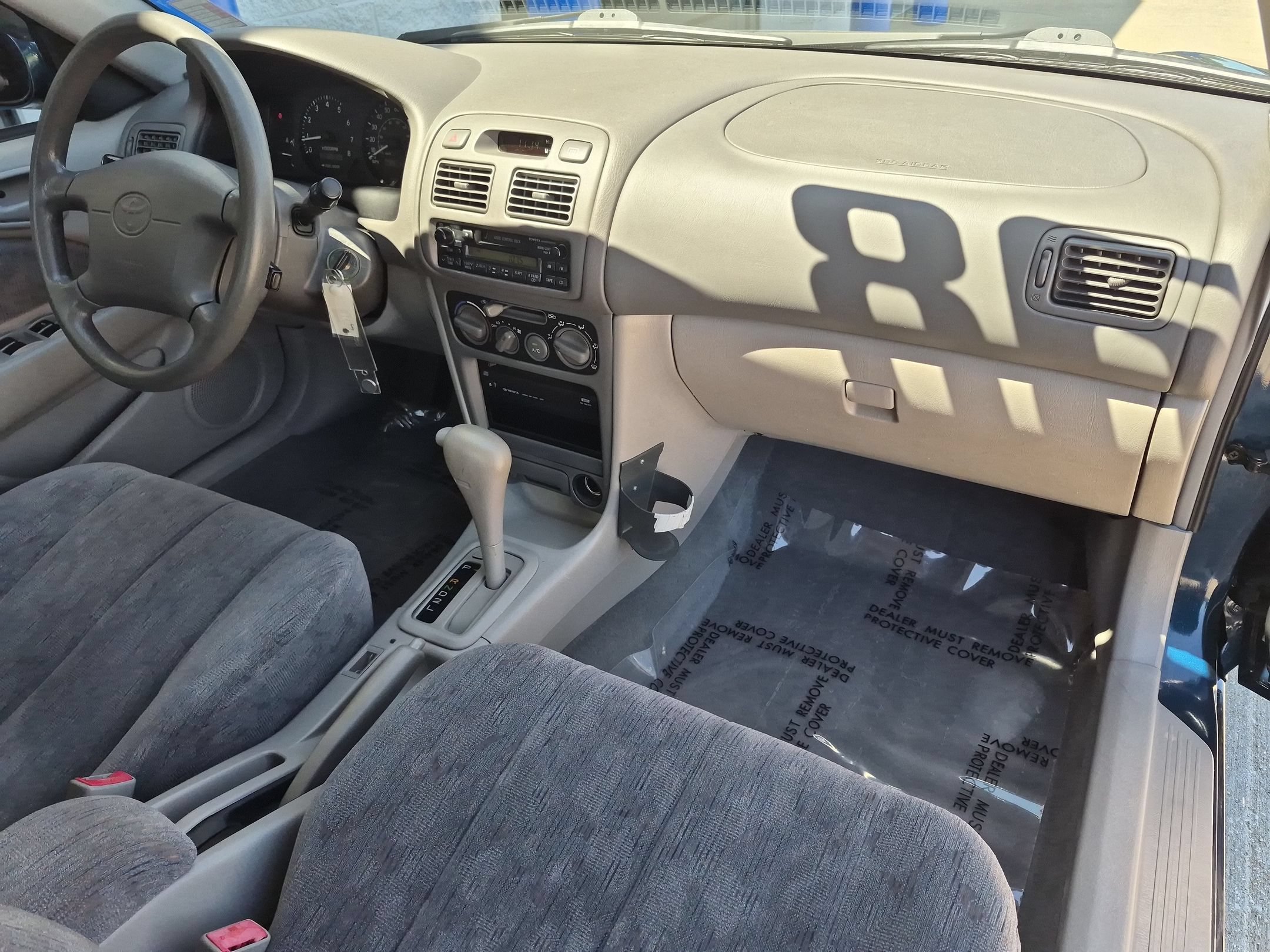 Used 1998 Brilliant Blue Pearl Toyota LE image 25