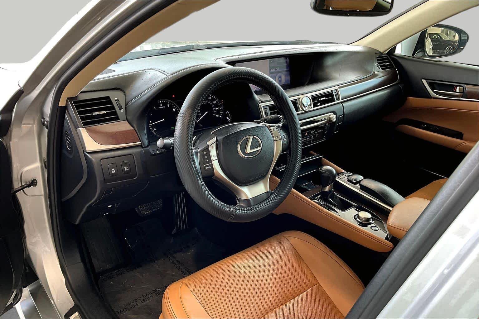 Used 2013 Liquid Platinum Lexus  image 19
