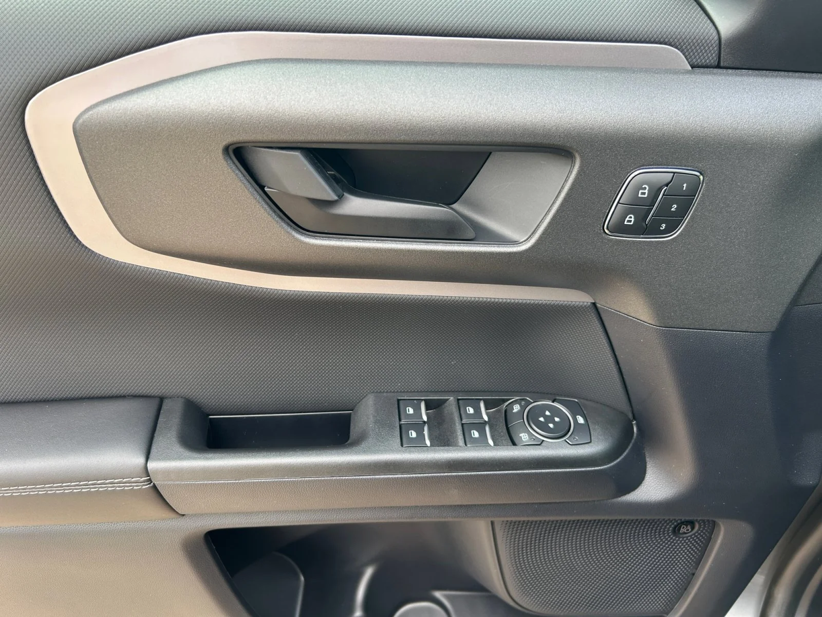 New 2026 Carbonized Grey Metallic Ford Outer Banks image 16