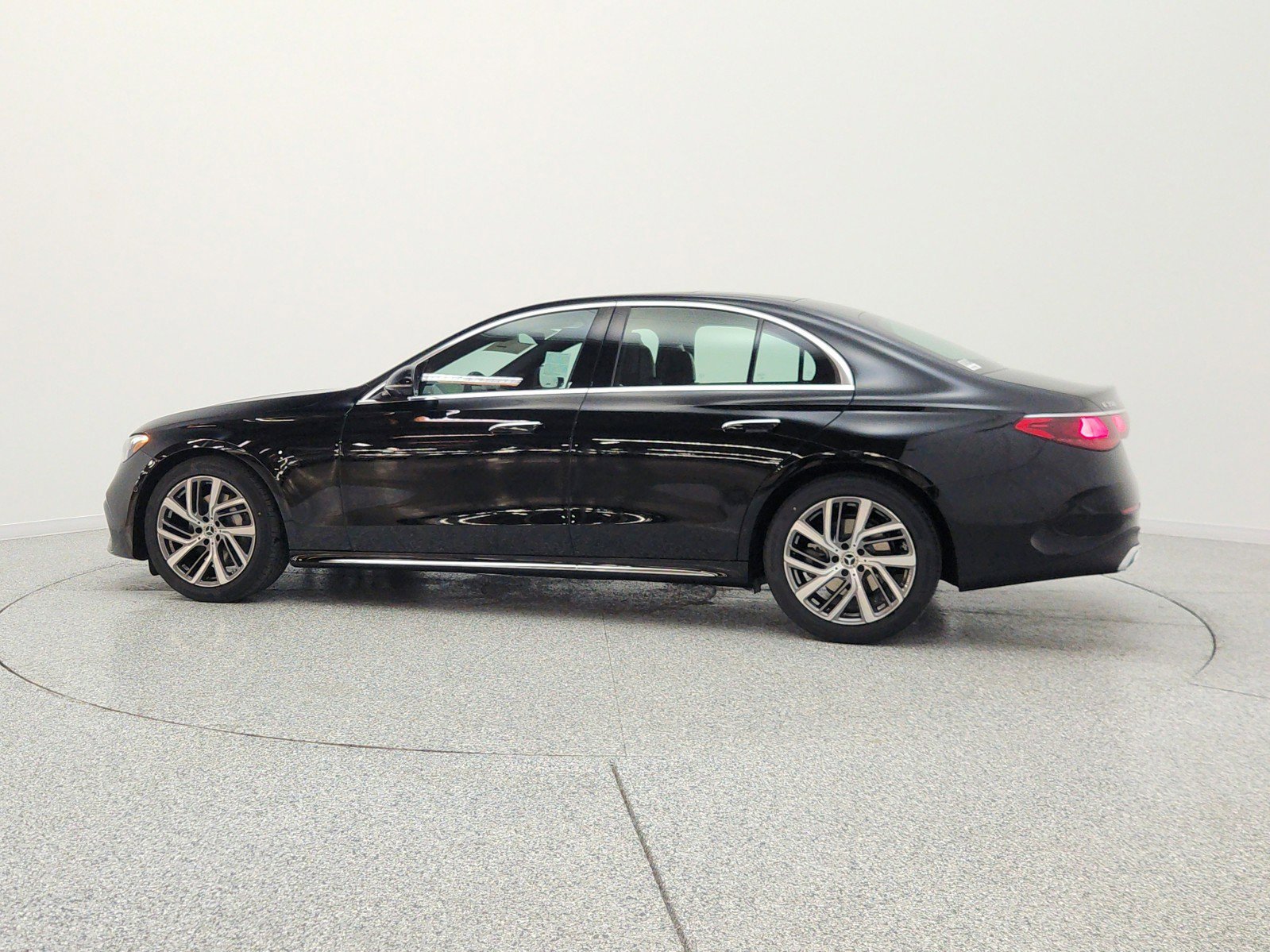 New 2026 Black Mercedes-Benz E 350 RWD Sedan image 37