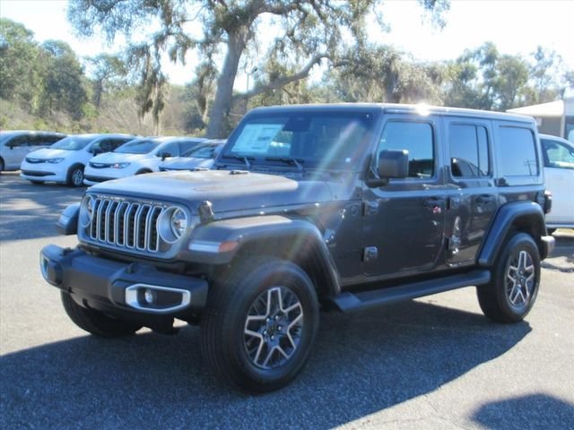 New 2026 Granite Crystal Metallic Clear-Coat Exterior Paint Jeep Sahara image 3