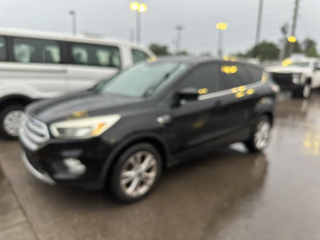 2017 Ford Escape SE's photo