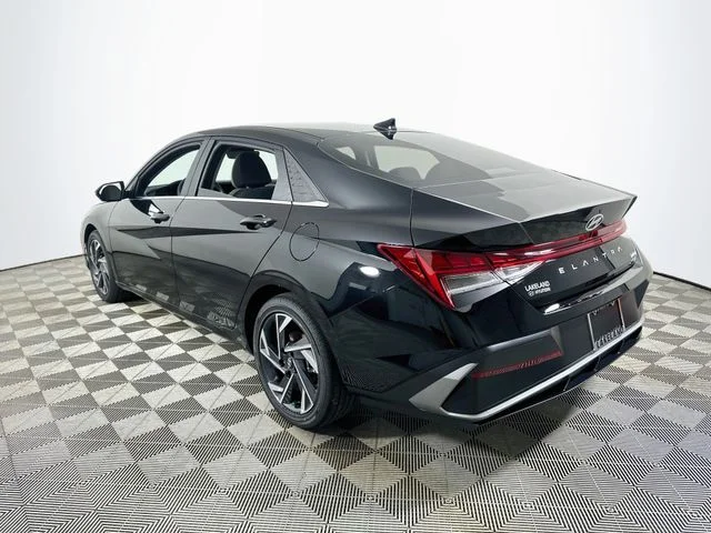 New 2026 Hyundai ELANTRA Limited