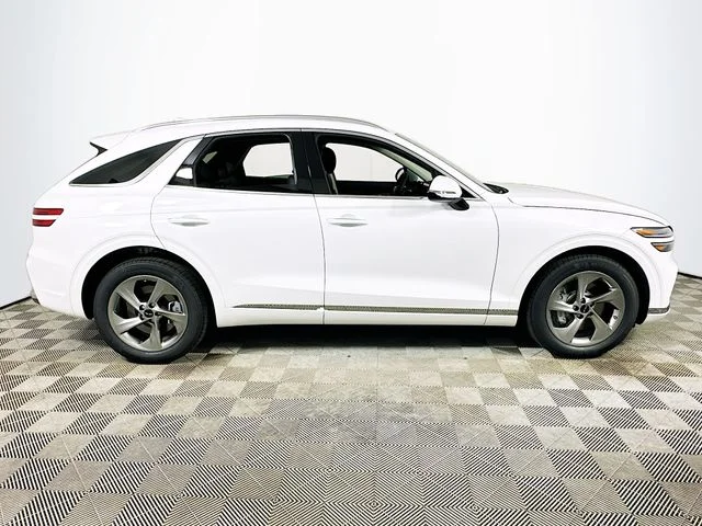 New 2026 White Genesis 2.5T Select image 3