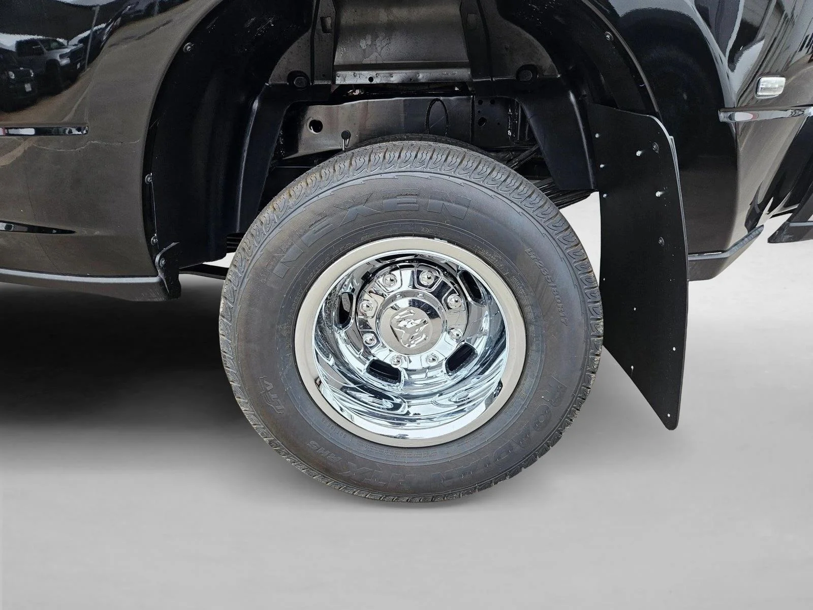 New 2026 Diamond Black Crystal Pearlcoat Ram Tradesman image 10