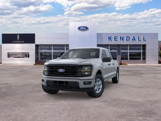 New 2026 Avalanche Ford XLT image 2