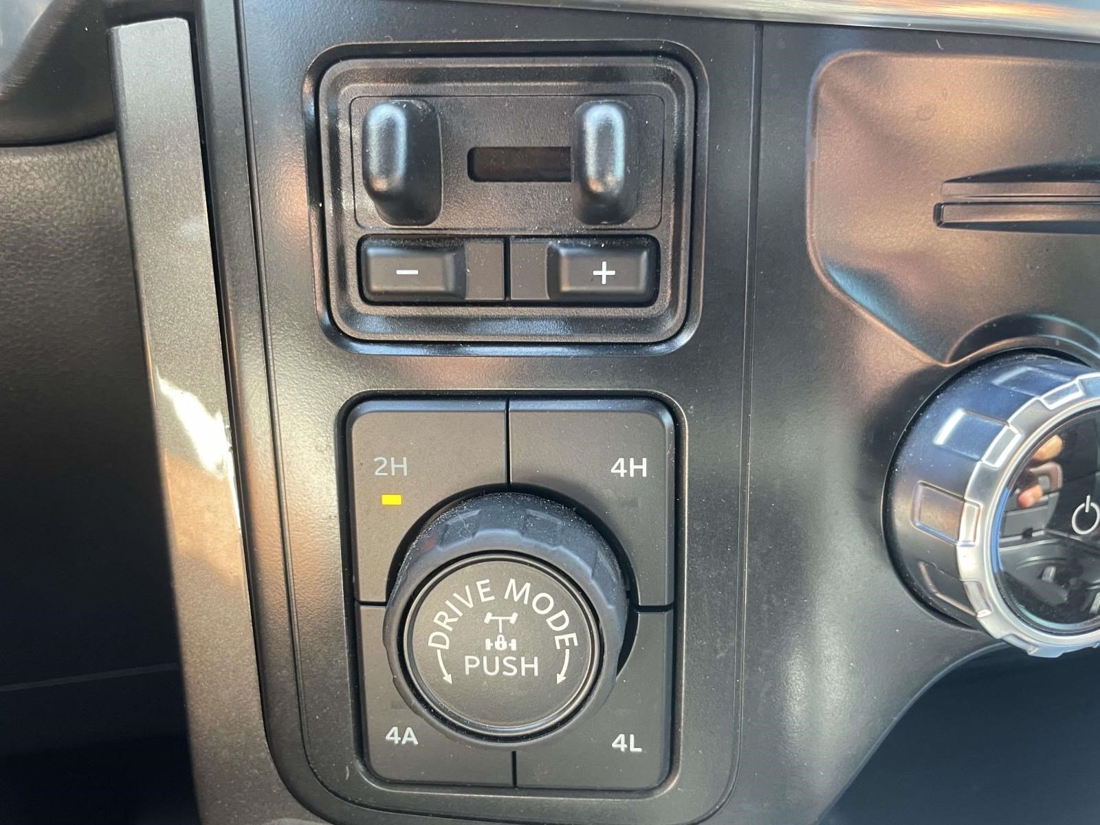 Used 2022 Blue Ford LARIAT image 30