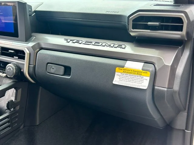 Used 2025 Silver Toyota SR5 image 29
