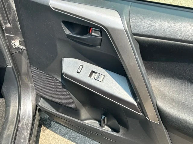 Used 2018 Gray Toyota LE image 28