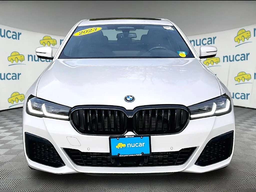 Used 2023 White BMW 530e iPerformance image 2