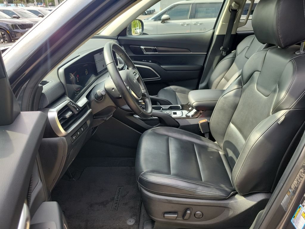 Certified Used 2024 Gray Kia S image 22