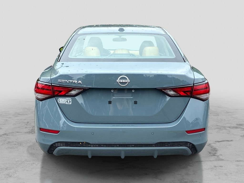 Used 2025 Gray Nissan SV image 6