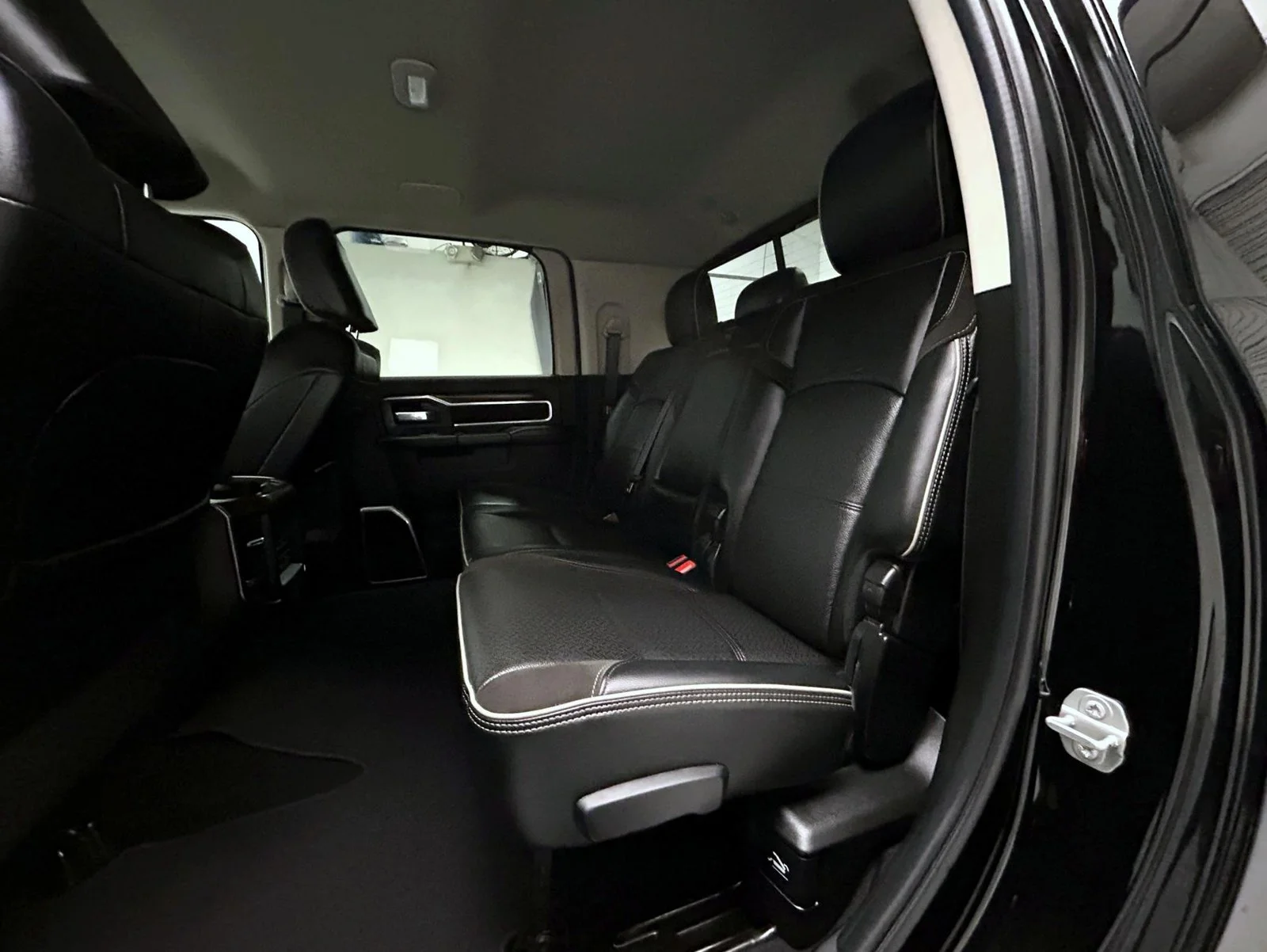 Used 2024 Black Ram Laramie image 19