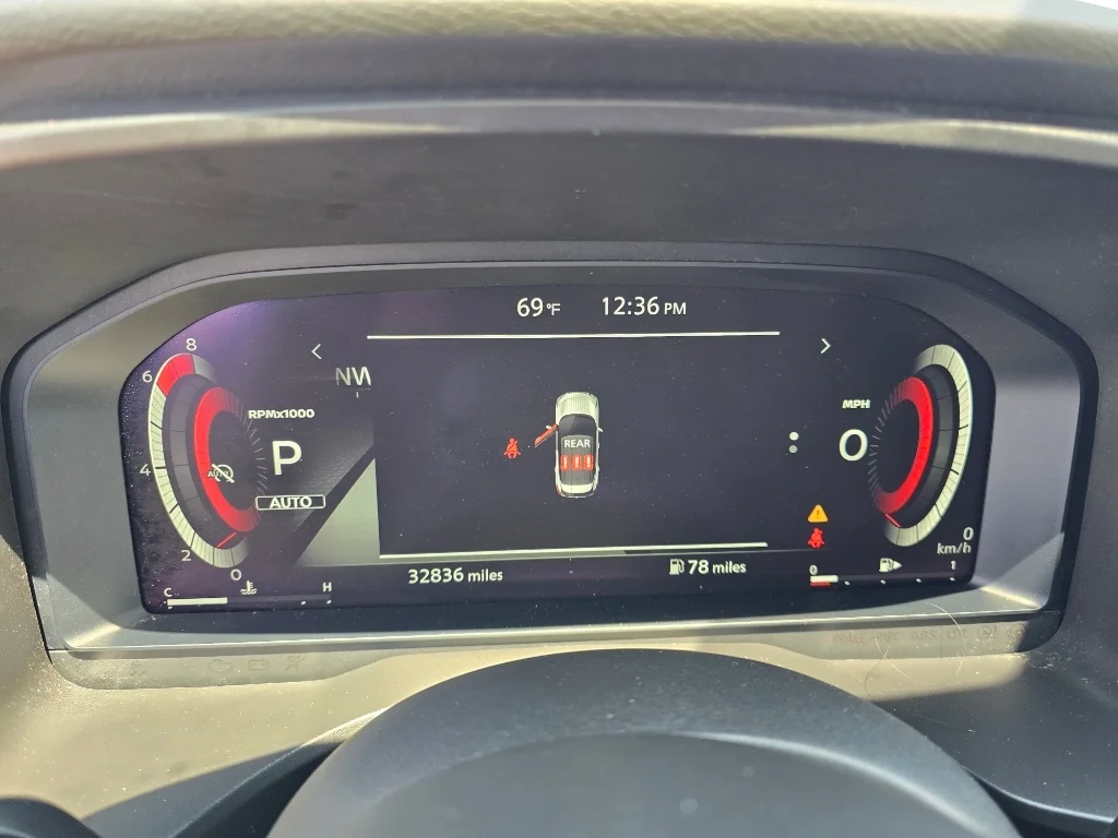 Used 2024 Boulder Gray Pearl Nissan Platinum image 18
