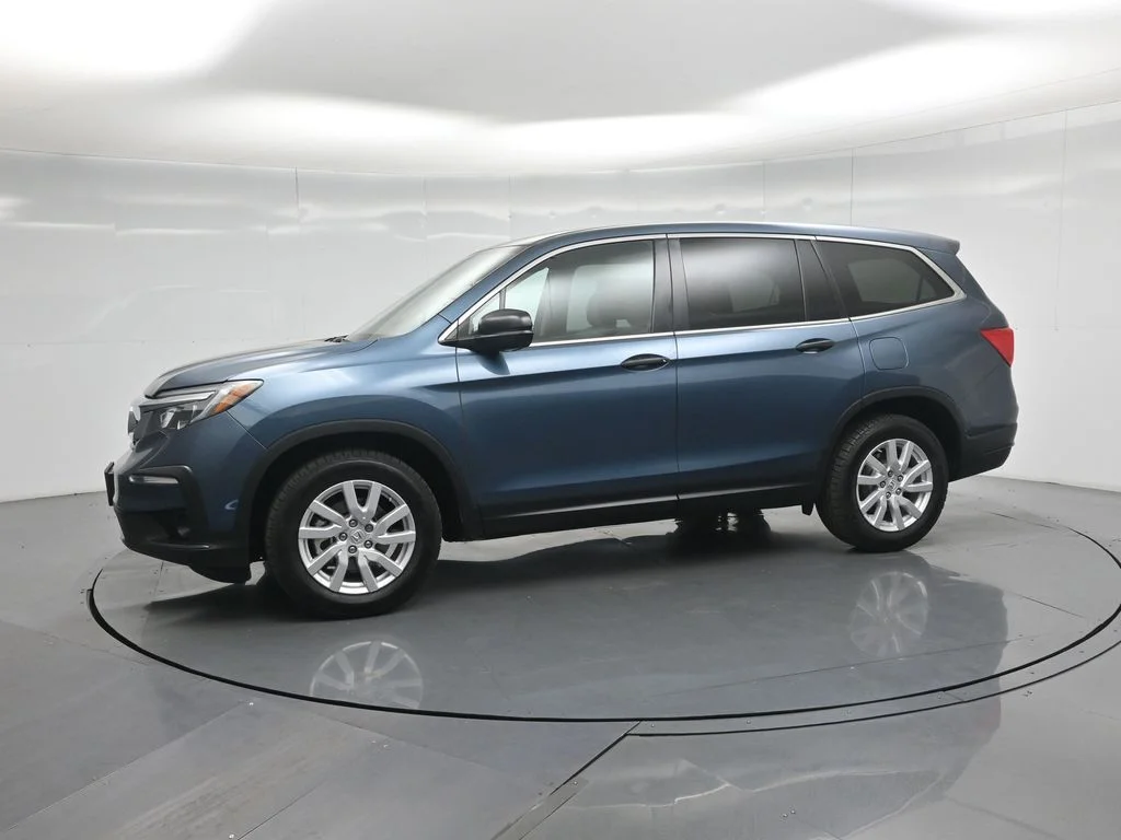 Used 2019 Black Honda LX image 31