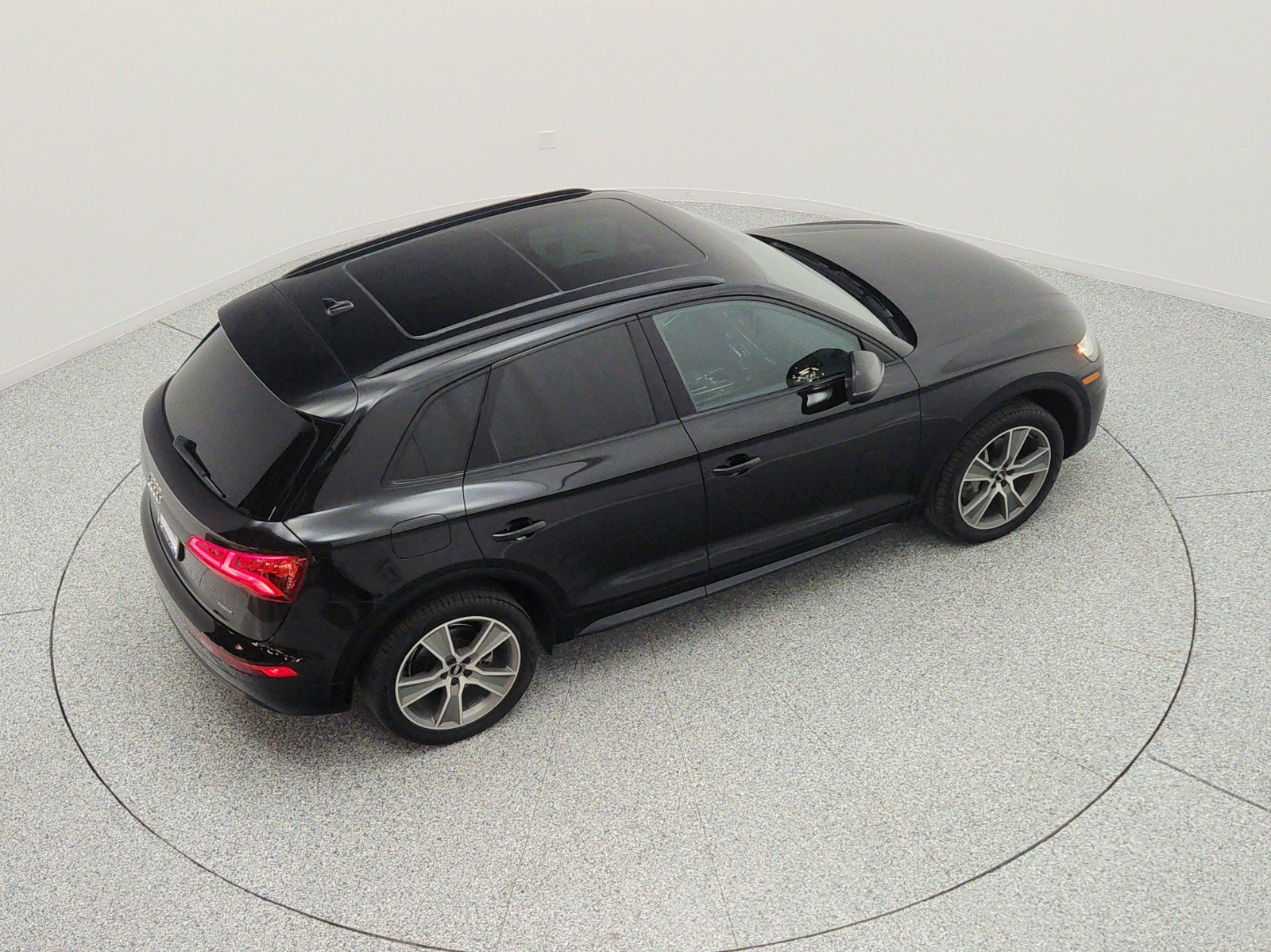 Used 2019 Mythos Black Metallic Audi Premium Plus 45 TFSI quattro image 26