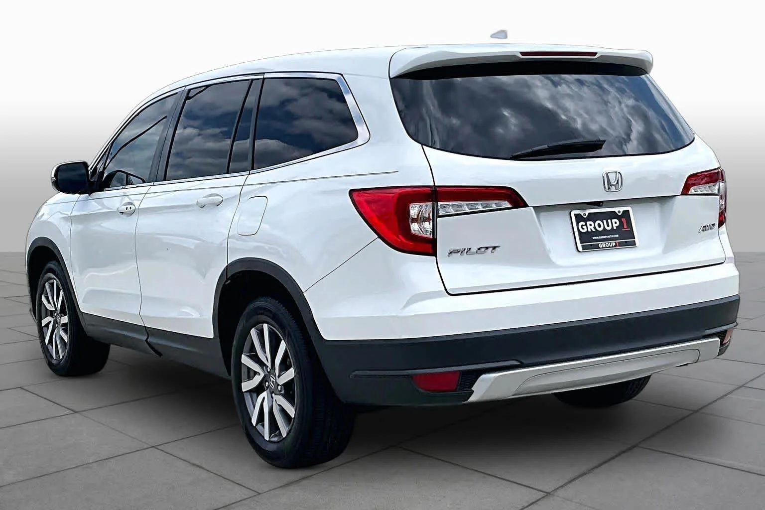 Used 2020 Platinum White Pearl Honda EX-L image 12