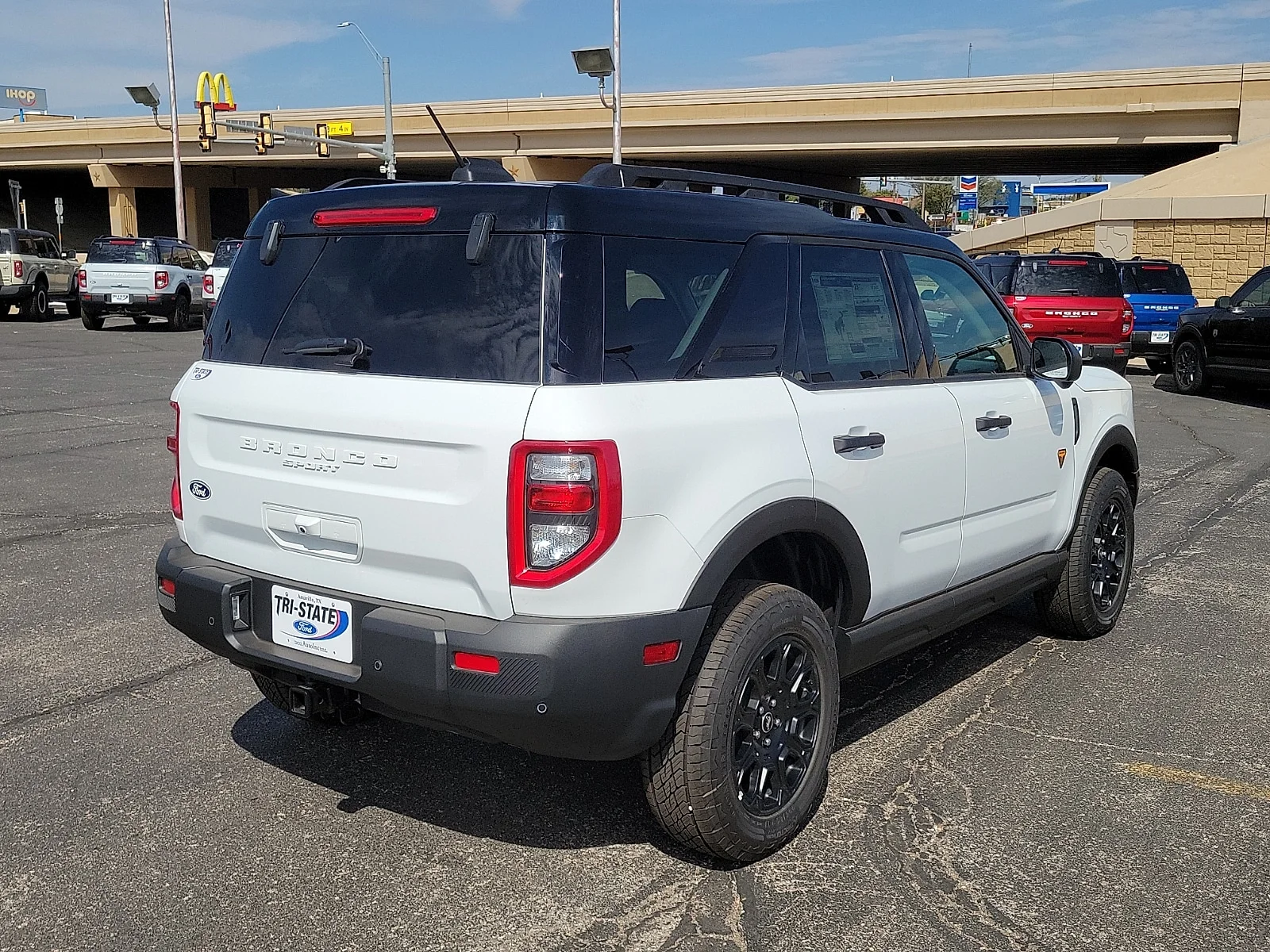 New 2026 Oxford White Ford Badlands&reg; image 4
