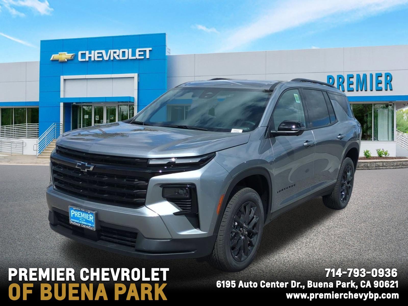 2026 Chevrolet Traverse FWD LT's photo