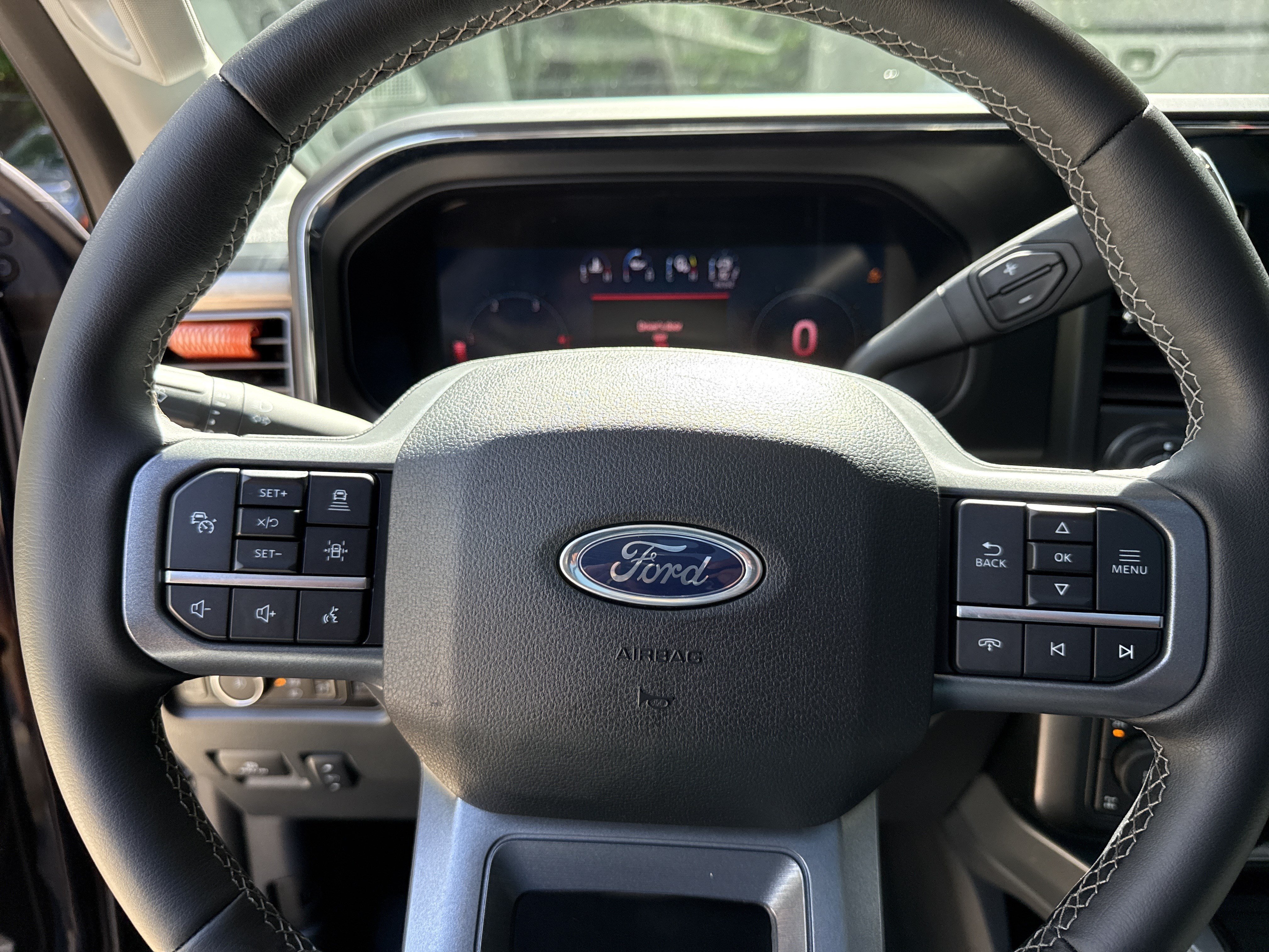 Used 2025 Blue Metallic Ford LARIAT image 24