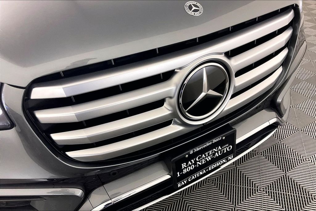 Used 2026 Black Mercedes-Benz GLS 450 image 24