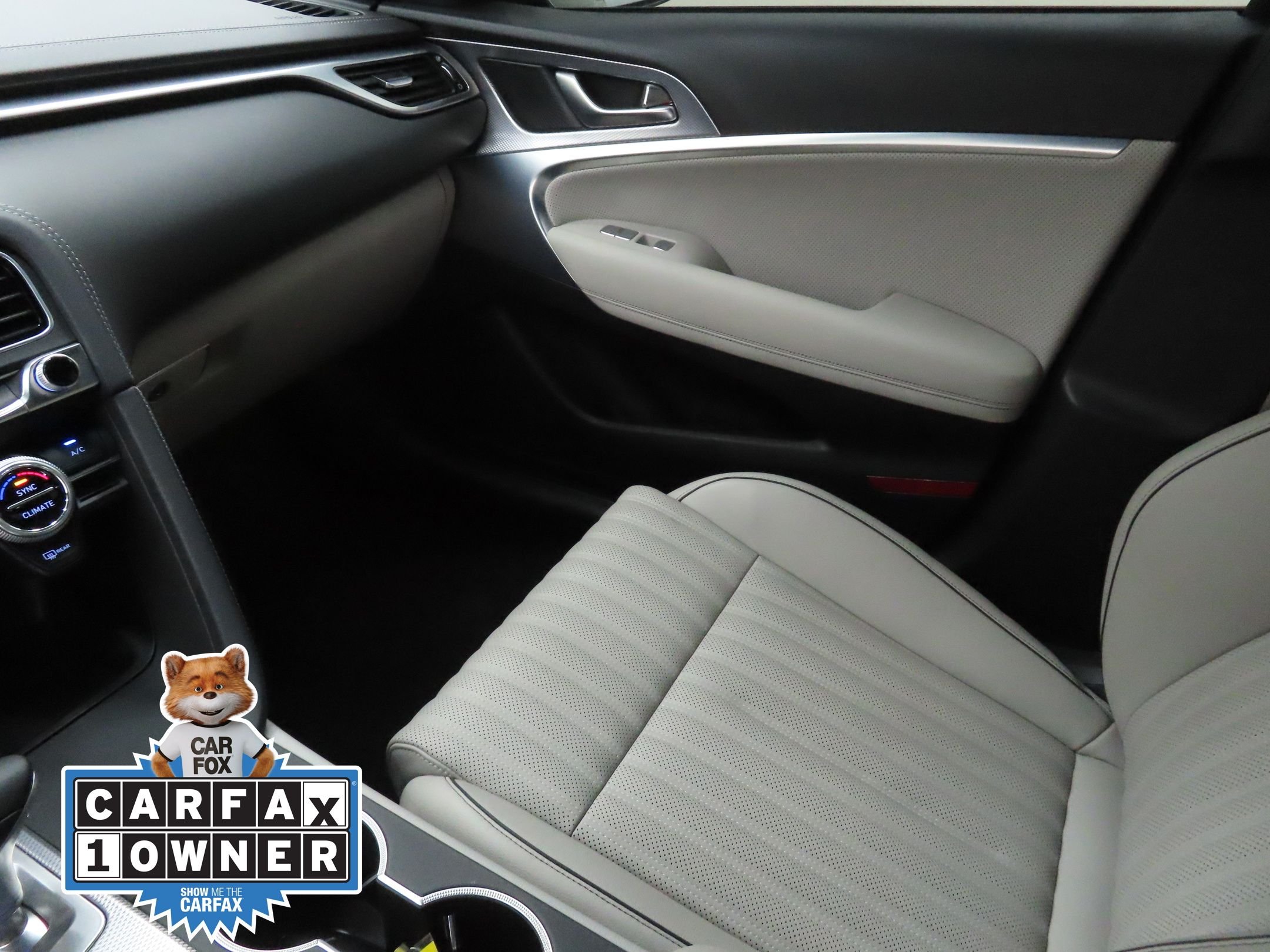 Used 2023 Gray Genesis 3.3T image 20