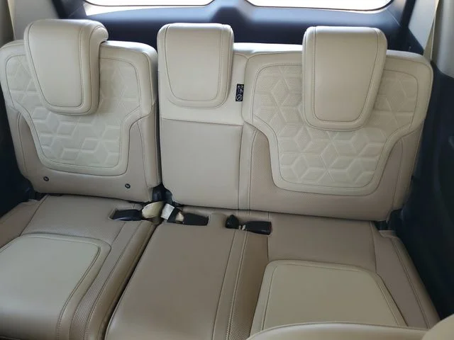 New 2026 Aspen White TriCoat Nissan Platinum image 23